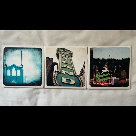 3 Powell’s Books Portland Oregon Ceramic Coasters - Picture 1 of 2